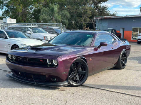 2021 Dodge Challenger R/T Scat Pack RWD photo