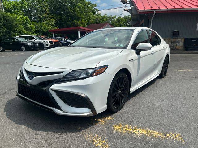 2021 Toyota Camry Hybrid XSE FWD photo