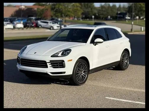 2021 Porsche Cayenne  AWD photo