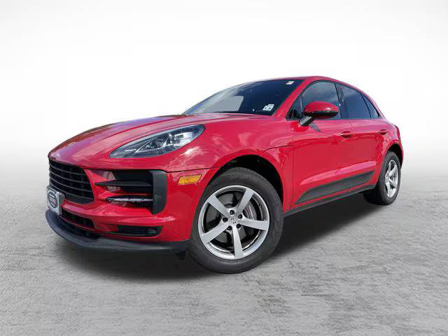 2021 Porsche Macan  AWD photo