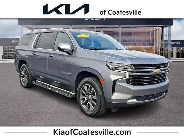 2021 Chevrolet Suburban LT 4WD photo