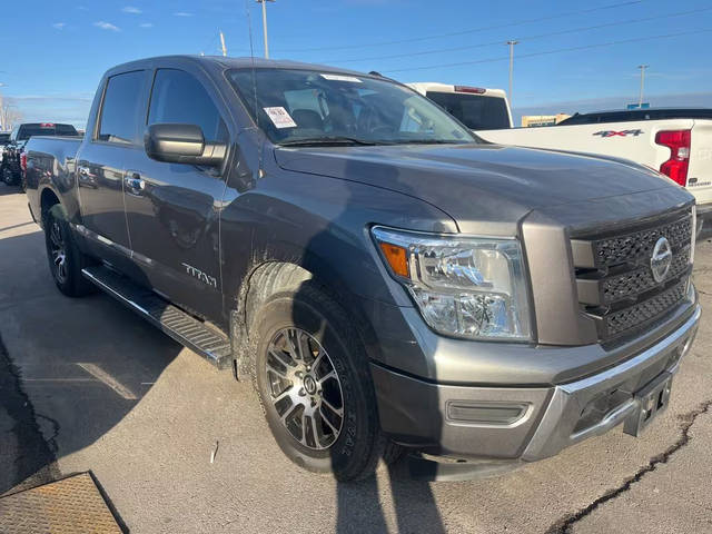 2021 Nissan Titan SV RWD photo