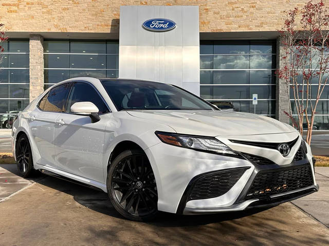 2021 Toyota Camry XSE FWD photo