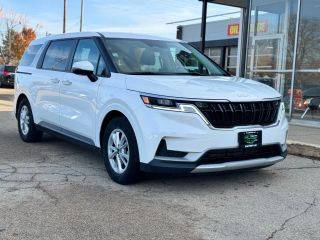 2022 Kia Carnival LXS FWD photo