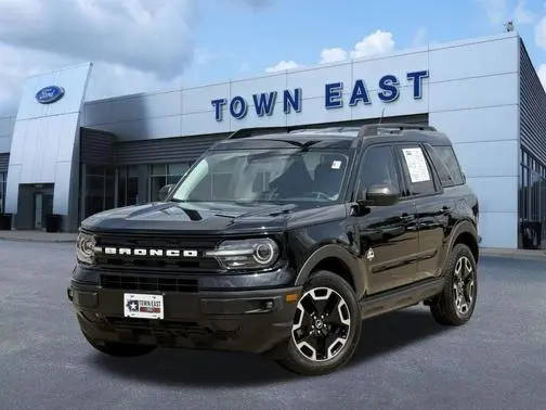 2021 Ford Bronco Sport Outer Banks 4WD photo