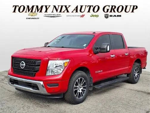 2021 Nissan Titan SV 4WD photo