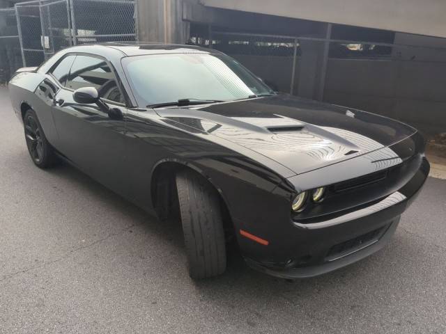 2021 Dodge Challenger SXT RWD photo
