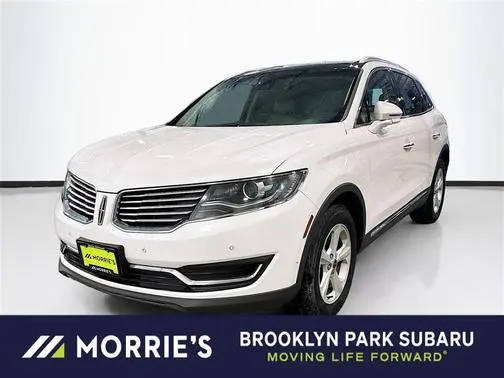 2018 Lincoln Reserve AWD photo