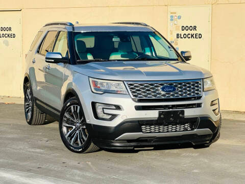 2016 Ford Explorer Platinum 4WD photo