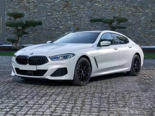 2022 BMW 8 Series 840i RWD photo