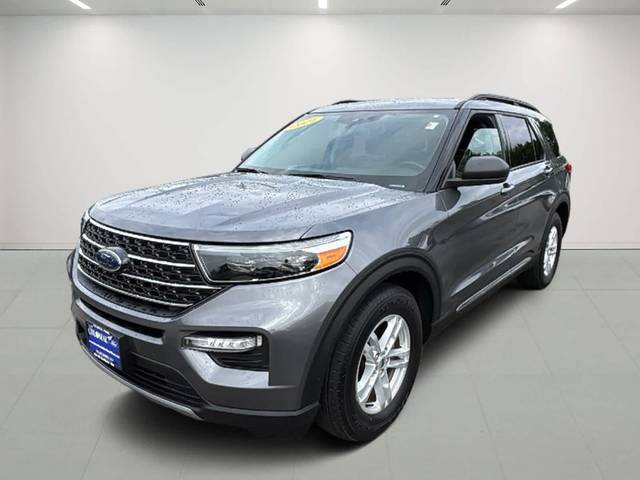 2021 Ford Explorer XLT 4WD photo