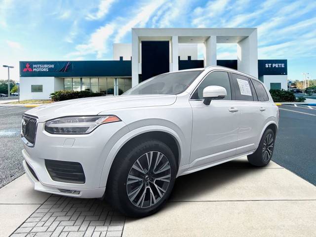 2021 Volvo XC90 Momentum AWD photo