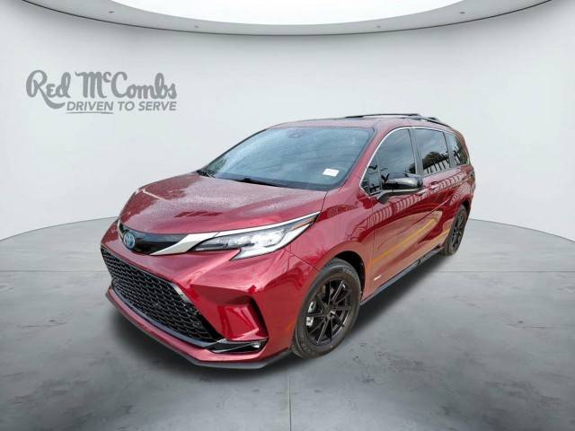2021 Toyota Sienna XSE AWD photo