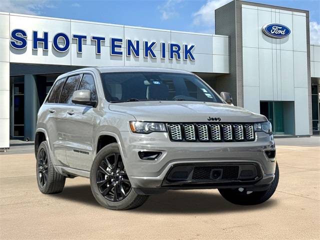 2021 Jeep Grand Cherokee Laredo X RWD photo