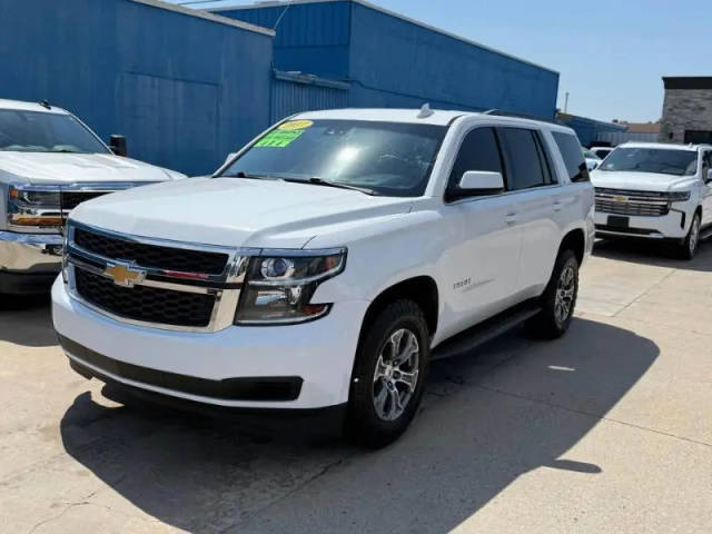 2017 Chevrolet Tahoe LT 4WD photo