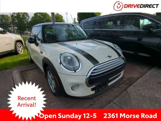 2015 MINI Hardtop 2 Door  FWD photo