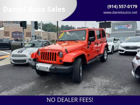 2015 Jeep Wrangler Unlimited Sahara 4WD photo