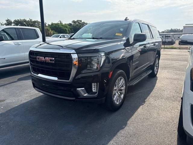 2021 GMC Yukon SLE RWD photo
