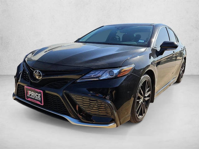 2021 Toyota Camry XSE FWD photo