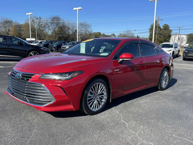 2021 Toyota Avalon Hybrid Limited FWD photo