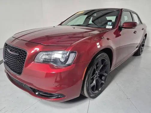 2021 Chrysler 300 300S RWD photo