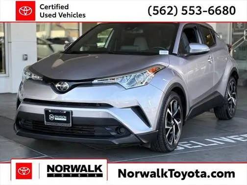 2019 Toyota C-HR XLE FWD photo