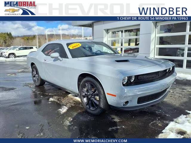 2021 Dodge Challenger SXT AWD photo