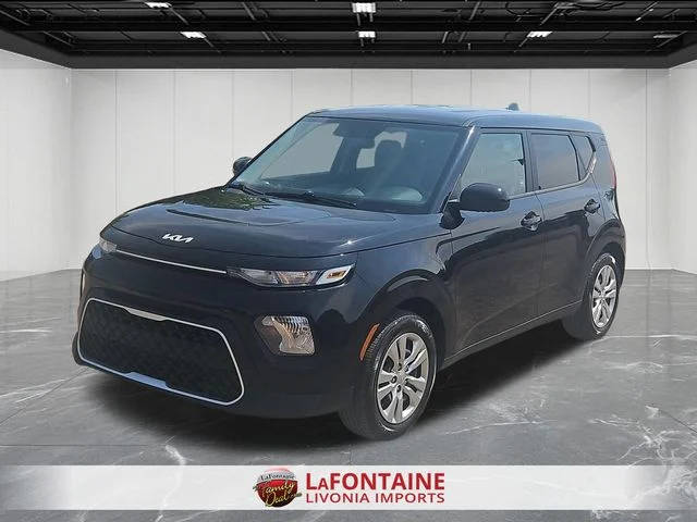 2022 Kia Soul LX FWD photo