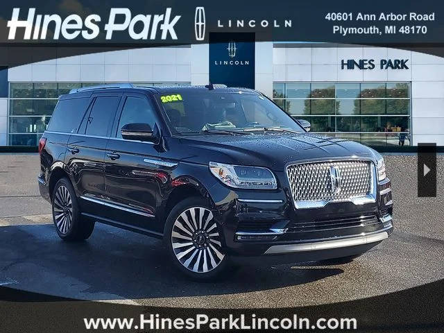 2021 Lincoln Navigator Reserve 4WD photo