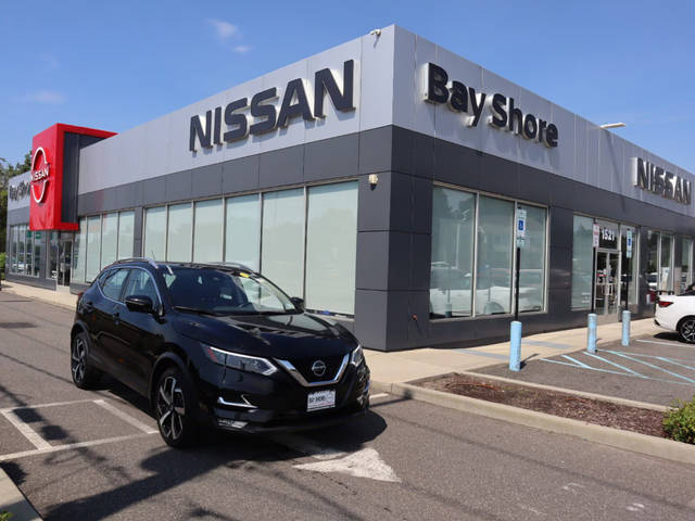 2021 Nissan Rogue Sport SL AWD photo