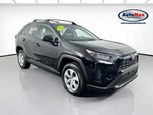 2021 Toyota RAV4 LE AWD photo