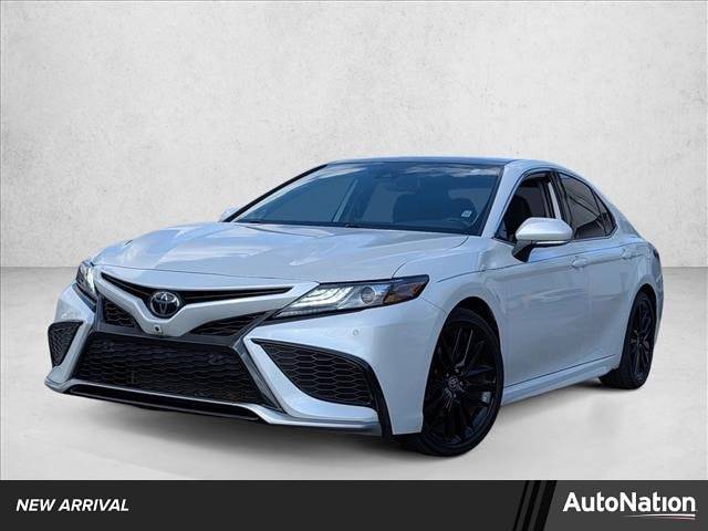 2021 Toyota Camry XSE V6 FWD photo