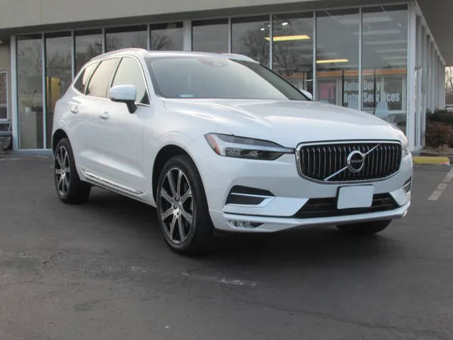 2021 Volvo XC60 Inscription AWD photo