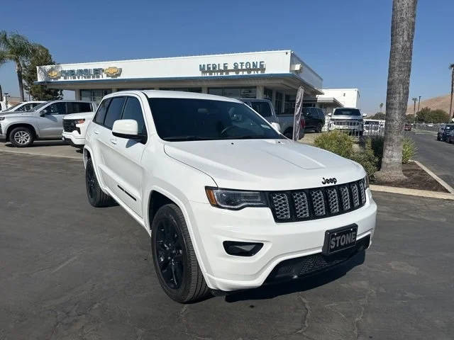 2021 Jeep Grand Cherokee Laredo X RWD photo