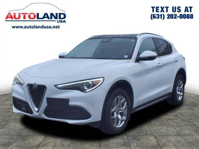 2021 Alfa Romeo Stelvio  AWD photo