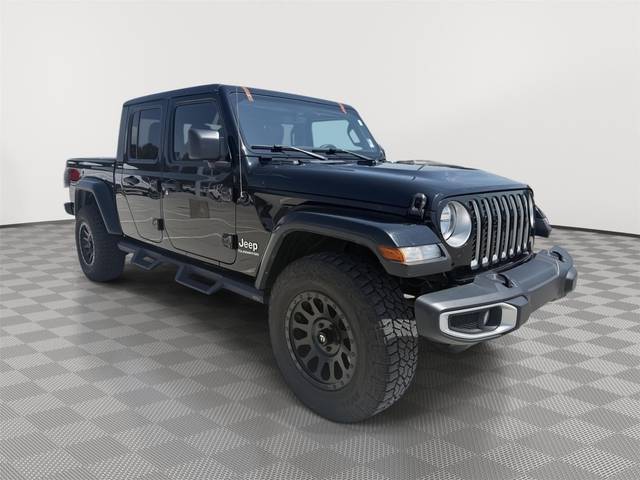 2021 Jeep Gladiator Overland 4WD photo