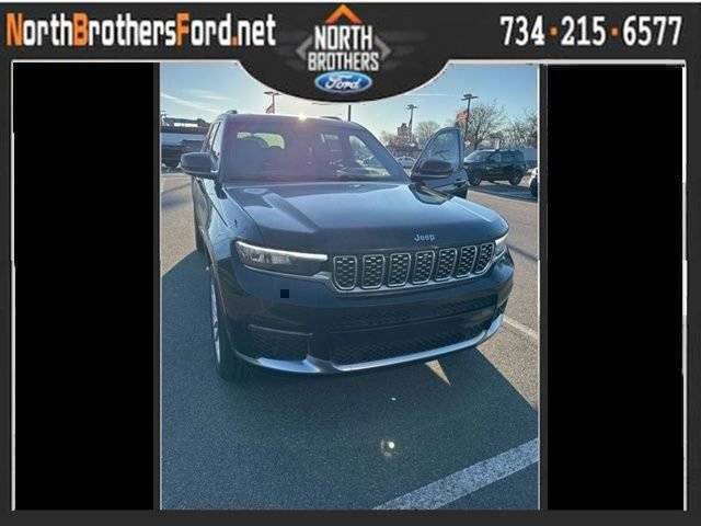 2021 Jeep Grand Cherokee L Summit 4WD photo
