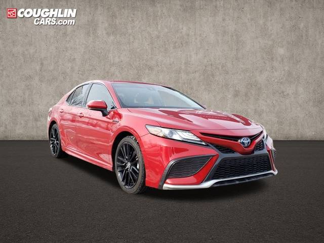 2021 Toyota Camry Hybrid XSE FWD photo