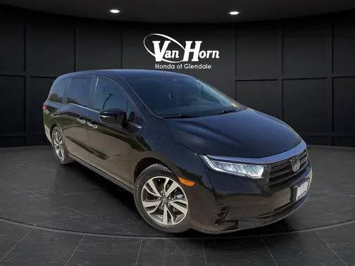 2022 Honda Odyssey Touring FWD photo