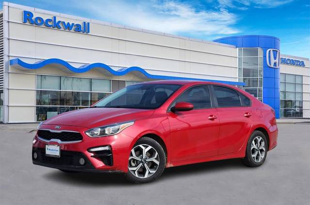 2021 Kia Forte LXS FWD photo