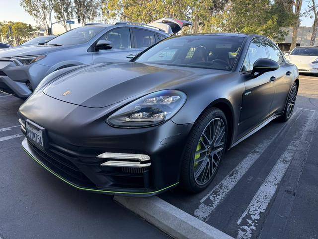 2021 Porsche Panamera Turbo S E-Hybrid AWD photo