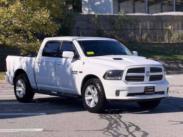 2015 Ram 1500 Sport 4WD photo