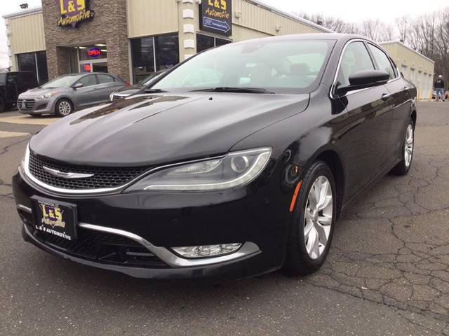 2015 Chrysler 200 C FWD photo
