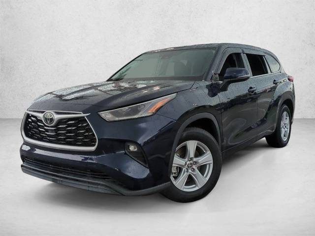 2021 Toyota Highlander LE FWD photo