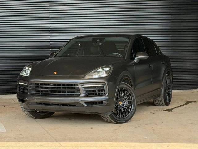 2021 Porsche Cayenne Coupe  AWD photo