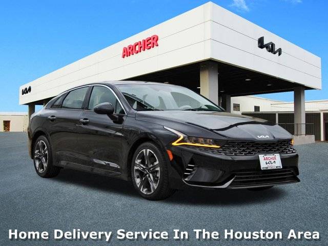 2022 Kia K5 EX FWD photo