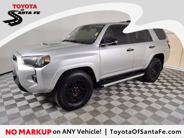 2021 Toyota 4Runner Venture 4WD photo