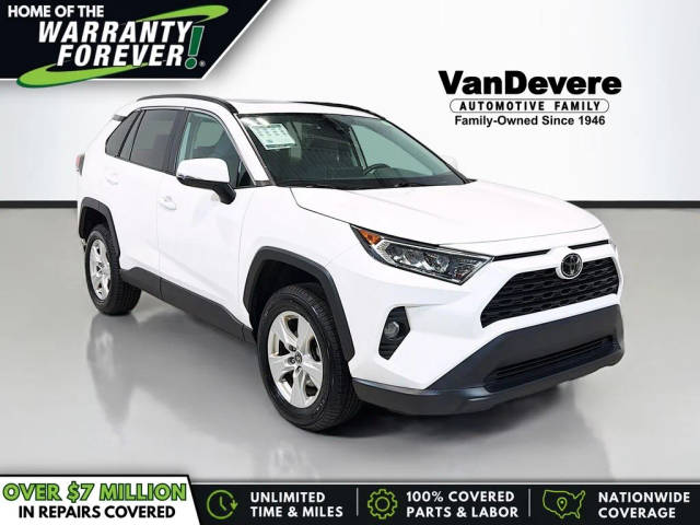 2021 Toyota RAV4 XLE AWD photo