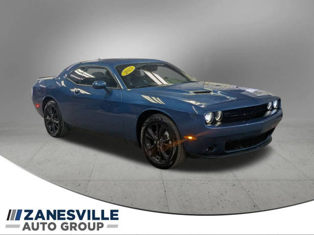 2021 Dodge Challenger SXT AWD photo