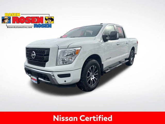 2021 Nissan Titan SV 4WD photo